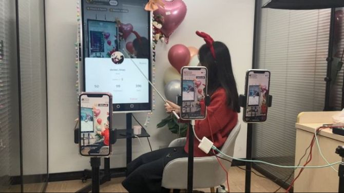 动感网络科技, 国内直播带货那么卷，TikTok出海直播的风口你抓住了吗？